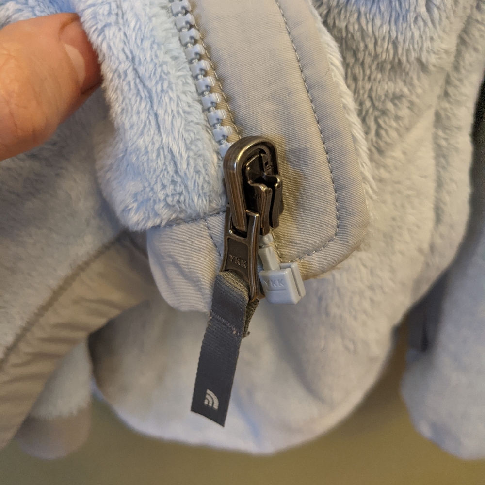 COPY - North Face Winter Fleece Jacket - Picture 7 of 7